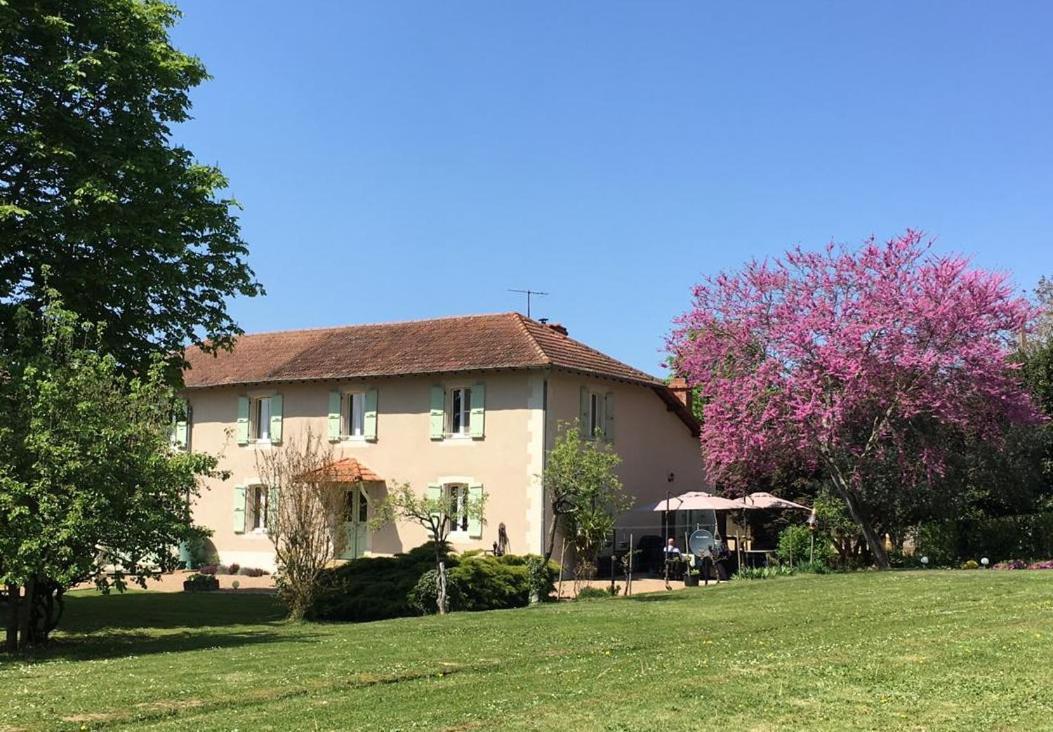 Domaine Serrot Saint-Elix-Theux Extérieur photo