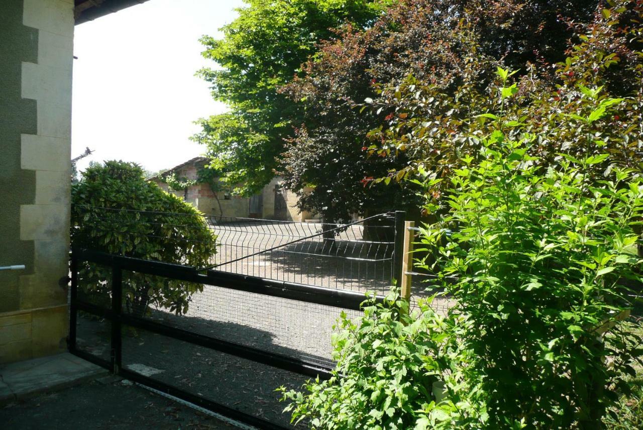 Domaine Serrot Saint-Elix-Theux Extérieur photo