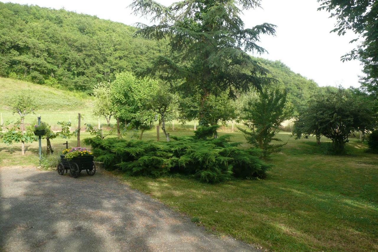 Domaine Serrot Saint-Elix-Theux Extérieur photo